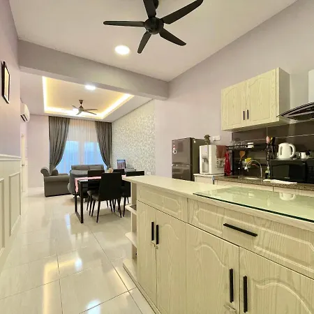 Langkawi Simfoni Beliza Apartment With Sky Pool By Zervin Kuah Exterior photo